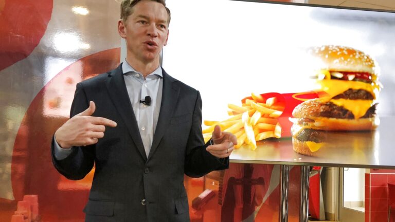 McDonald’s is hosting an investor day as its U.S. business struggles. Here are 4 things to expect