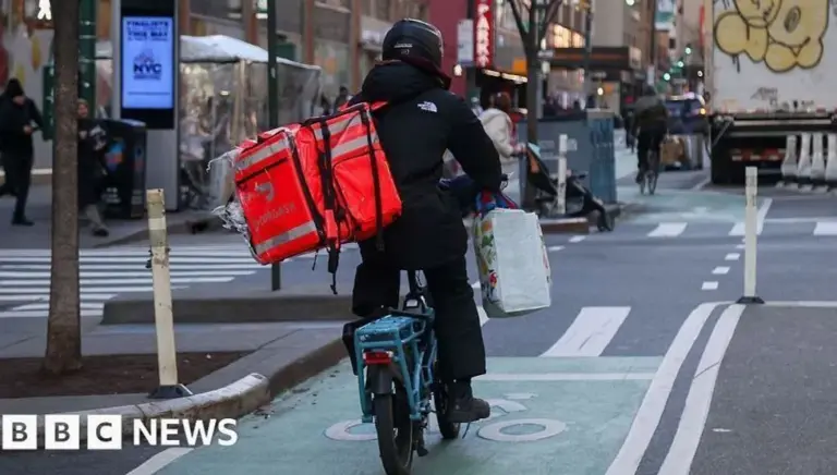 Delivery Giant DoorDash Bets Big on Groceries With Massive Instacart Takeover